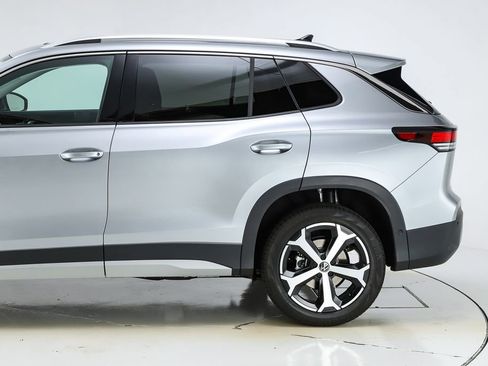 New 2026 Volkswagen Tiguan SE image 4