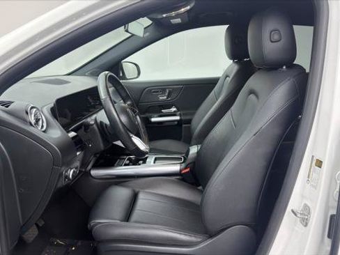 Used 2025 Mercedes-Benz GLA 250 4MATIC w/ Winter Package image 14