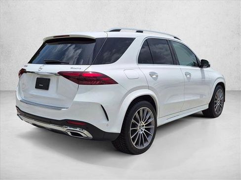 Used 2024 Mercedes-Benz GLE 450 4MATIC image 5