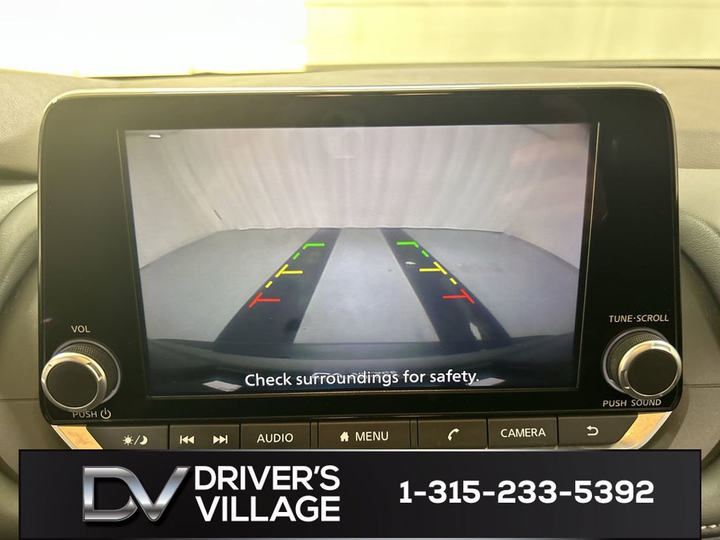 Used 2023 Nissan Rogue S AWD/4WD image 15