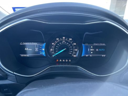 Used 2016 Ford Fusion Titanium image 12