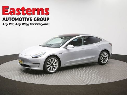 Used 2018 Tesla Model 3 Mid Range RWD image 50