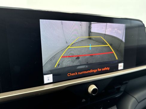 Used 2023 Toyota Crown XLE image 19