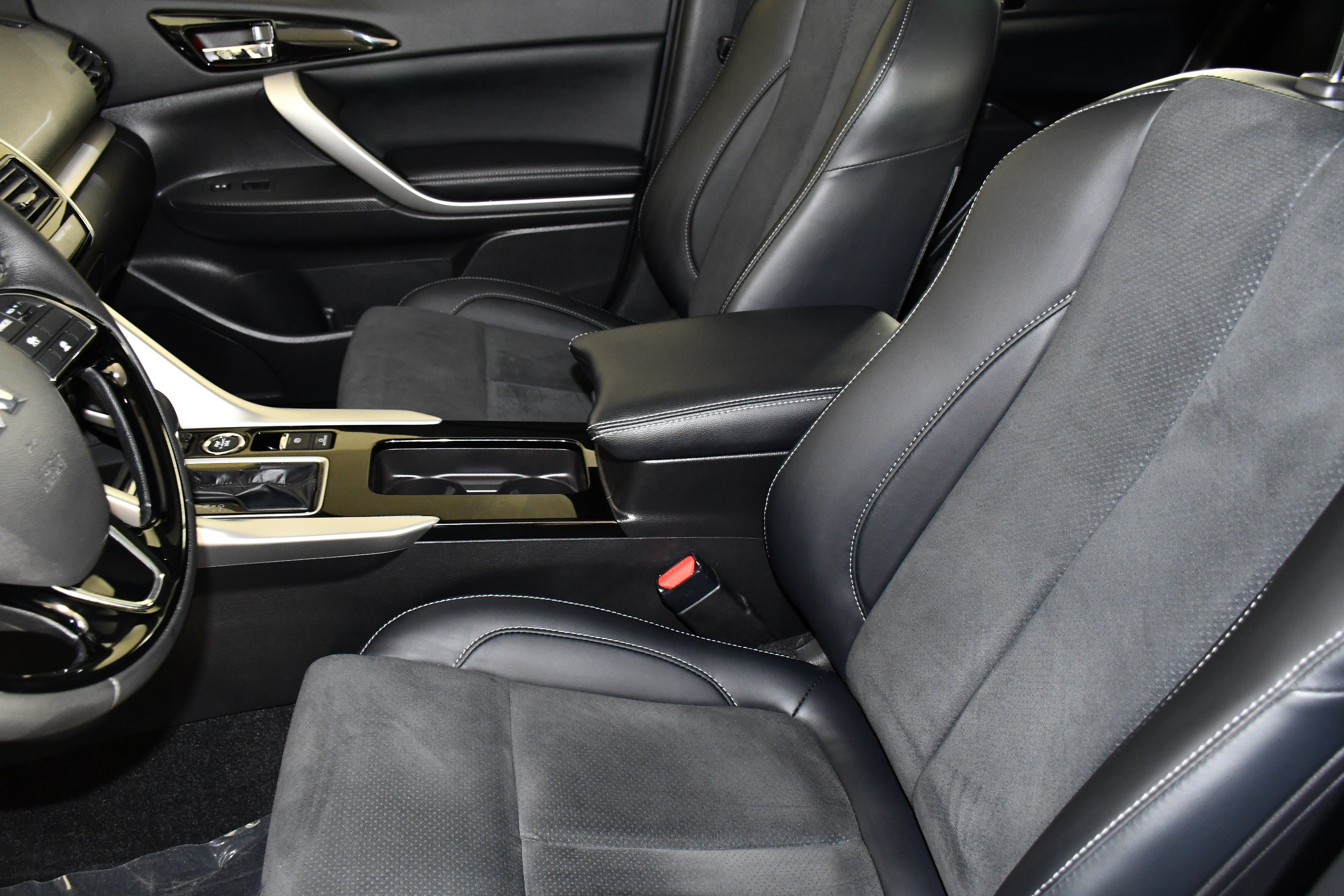 Used 2024 Mitsubishi Eclipse Cross SE AWD/4WD image 36