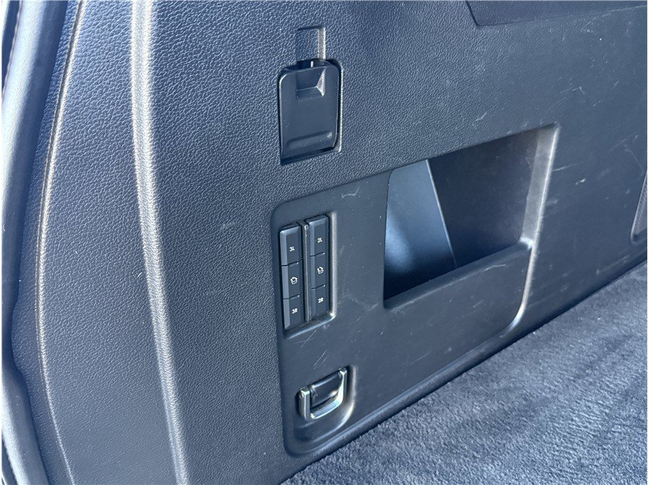 Used 2019 Lincoln Navigator L Select RWD image 26