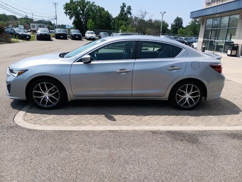 Used 2022 Acura ILX w/ Premium Package FWD image 3