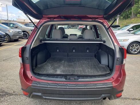 Used 2020 Subaru Forester Premium w/ Popular Package #1 AWD/4WD image 8