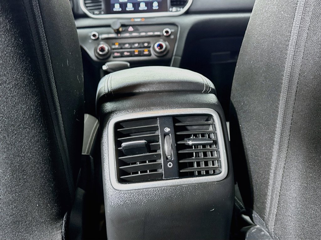 Used 2022 Kia Sportage LX FWD image 29