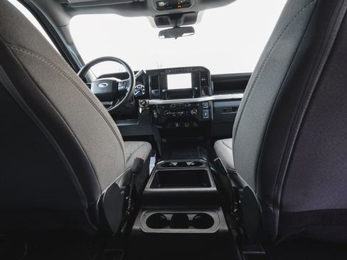 Used 2024 Ford F350 XL w/ Snow Plow/Camper Package image 38