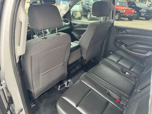 Used 2020 Chevrolet Tahoe 2WD image 17