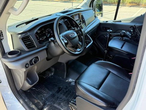 Used 2020 Ford Transit 150 Medium Roof RWD image 12
