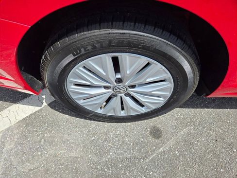 Used 2019 Volkswagen Jetta S w/ Driver Assistance Package image 11