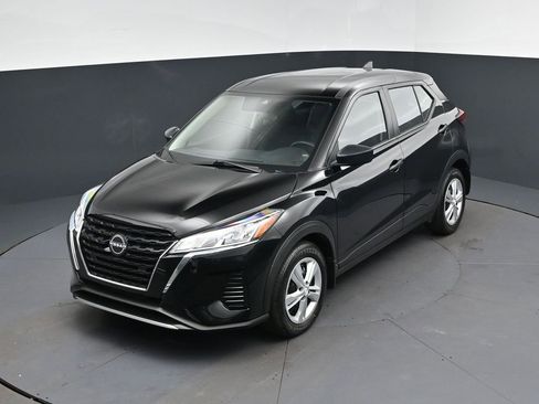 Used 2024 Nissan Kicks S FWD image 41