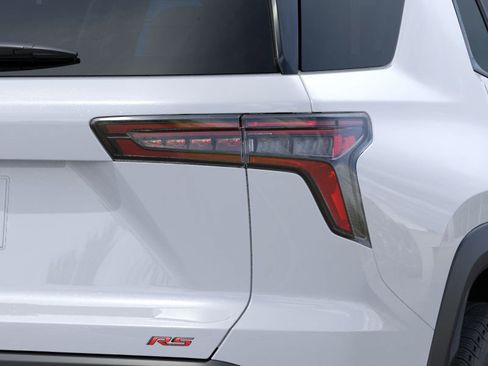 New 2026 Chevrolet Equinox RS image 32