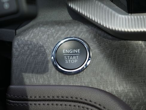 Certified 2025 Ford Explorer Platinum w/ Ultimate Package image 16