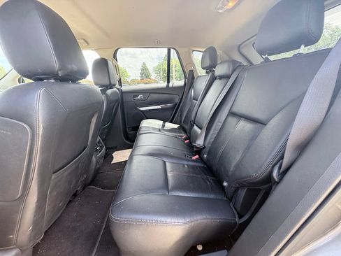 Used 2014 Ford Edge Limited FWD image 7