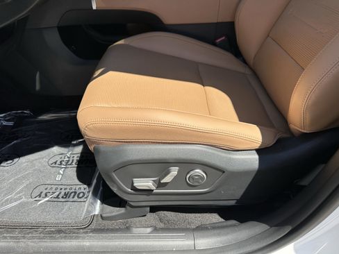 New 2026 Hyundai Santa Fe Limited FWD image 16