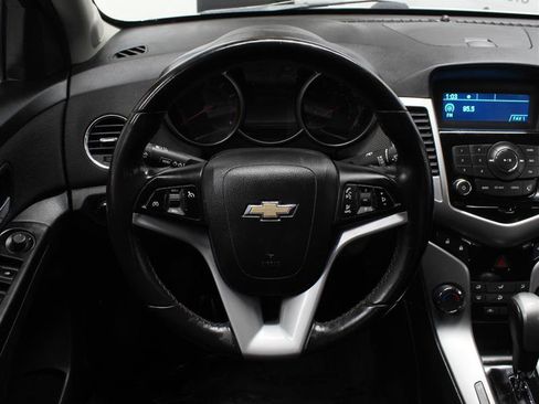 Used 2013 Chevrolet Cruze LT FWD image 14