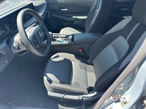 New 2026 Nissan Sentra SV w/ SV Convenience Package FWD image 7