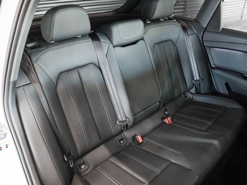 Used 2024 Audi Q4 e-tron Premium Plus w/ Premium Plus image 10