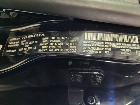 Used 2020 Jeep Renegade Latitude FWD image 33