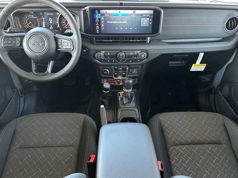 New 2026 Jeep Gladiator Mojave AWD/4WD image 12