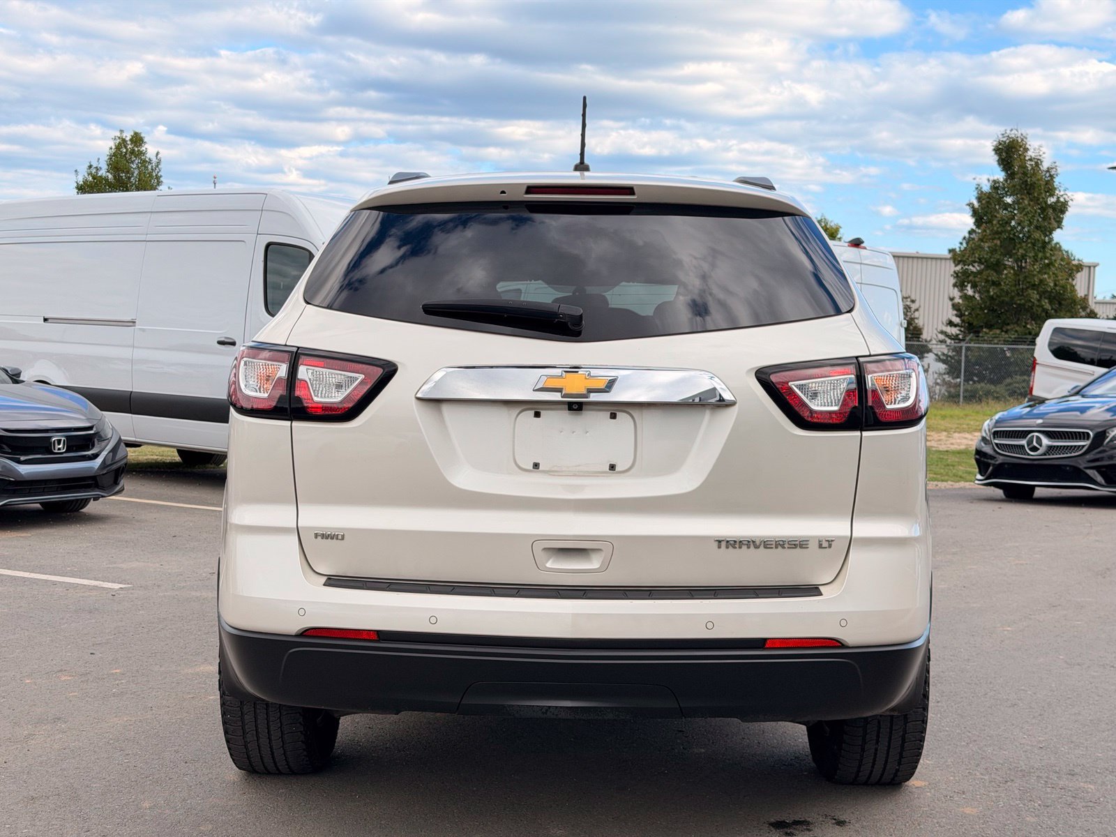 Used 2015 Chevrolet Traverse LT AWD/4WD image 10