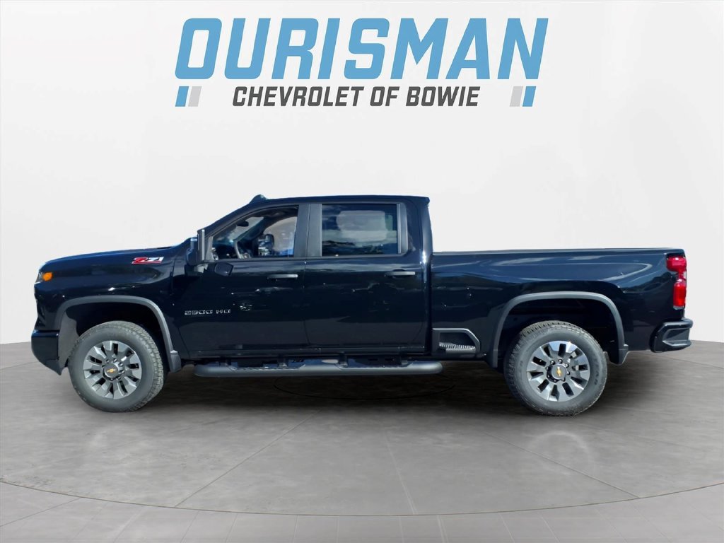 New 2026 Chevrolet Silverado 2500 Custom w/ Z71 Off-Road Package AWD/4WD image 4