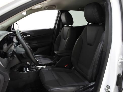 Used 2025 Buick Encore GX Preferred FWD image 21