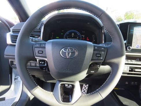 Certified 2026 Toyota Camry SE image 22