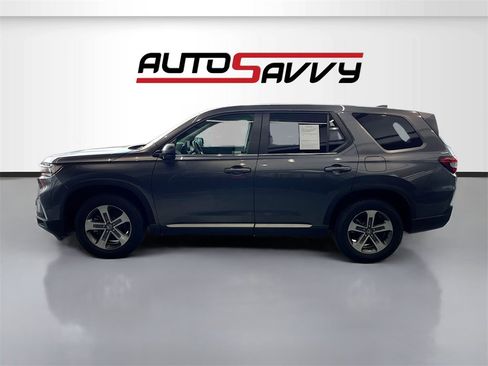 Used 2025 Honda Pilot EX-L image 4