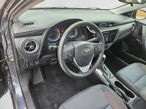 Used 2019 Toyota Corolla LE image 14