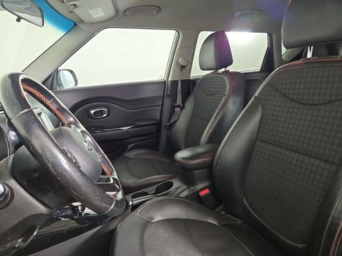 Used 2018 Kia Soul ! image 13