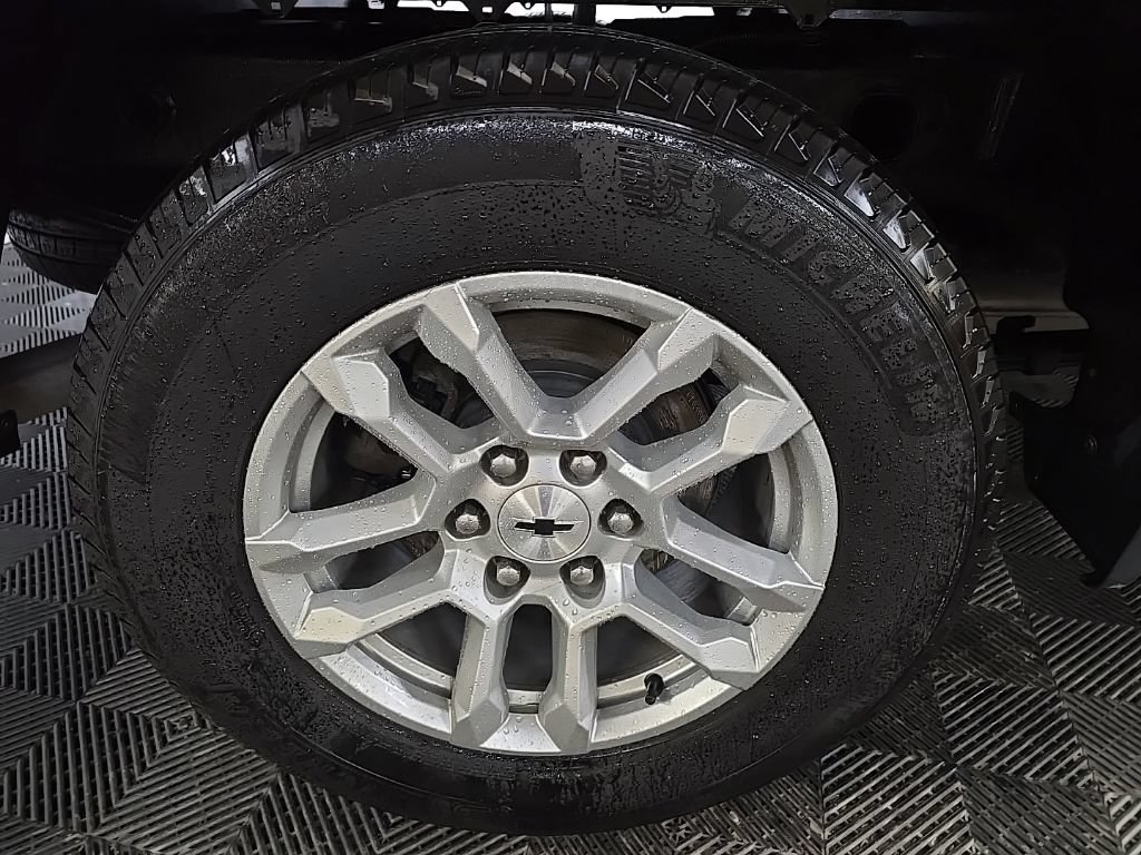 Used 2023 Chevrolet Silverado 1500 RST AWD/4WD image 13