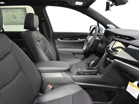 New 2025 Cadillac XT6 Premium Luxury w/ Technology Package image 16