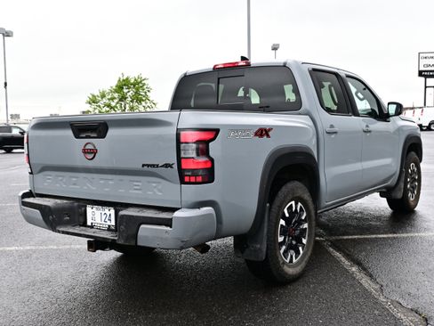 Used 2024 Nissan Frontier PRO-4X w/ Technology Package AWD/4WD image 6