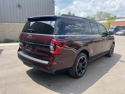 Used 2023 Ford Expedition Max Limited AWD/4WD image 5