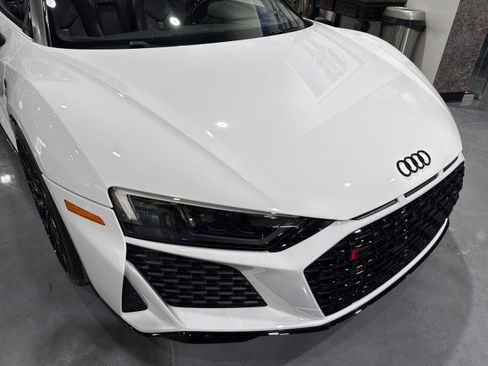 Used 2020 Audi R8 V10 w/ 20" Wheel Package image 25