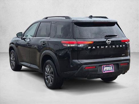 Used 2025 Nissan Pathfinder SV AWD/4WD image 8