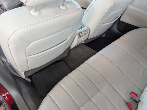 Used 1998 Lincoln Town Car Executive image 18