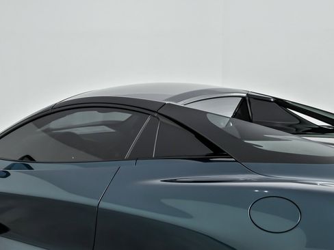 Used 2024 McLaren 750S Spider RWD image 20