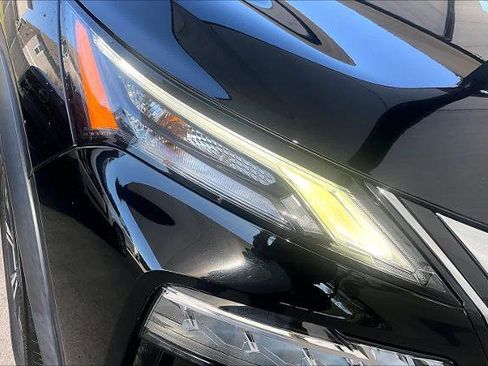 Certified 2023 Nissan Rogue SV image 27