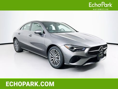 Used 2025 Mercedes-Benz CLA 250 4MATIC image 1