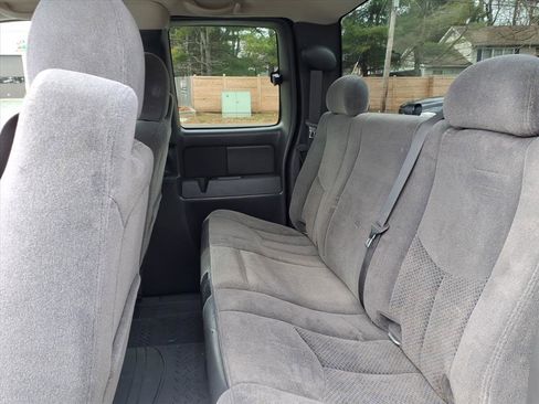 Used 2006 Chevrolet Silverado 1500 LT w/ Light Duty Power Package image 15