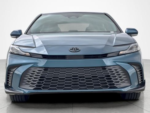 Certified 2025 Toyota Camry SE image 8