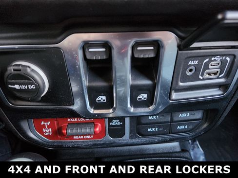 Used 2024 Jeep Wrangler Willys AWD/4WD image 8