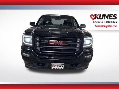 Used 2017 GMC Sierra 1500 SLT w/ All Terrain X Package image 3