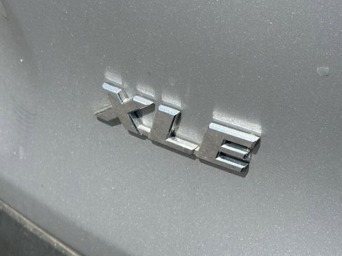 Used 2025 Toyota RAV4 XLE FWD image 10