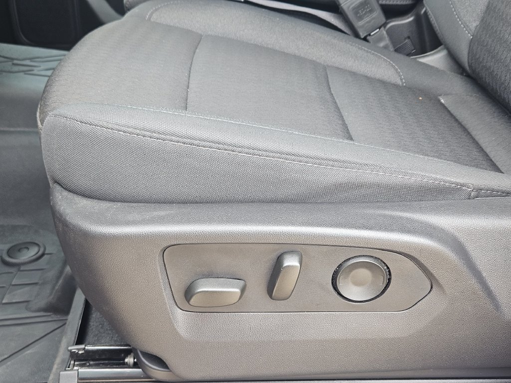 Used 2025 Chevrolet Silverado 1500 Custom RWD image 24
