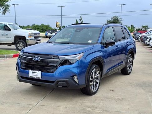 New 2026 Subaru Forester Touring AWD/4WD image 3